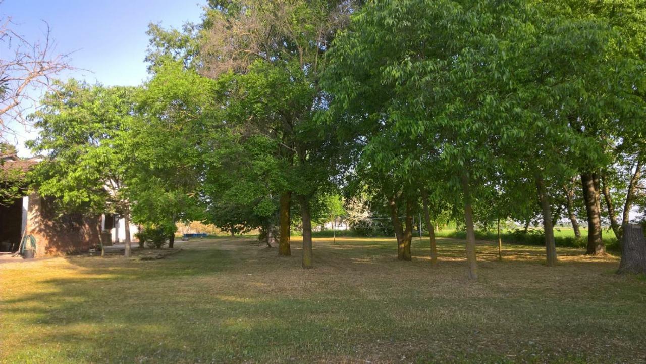 Agriturismo Cipolli E Podo Corte Carlini Mantova Bagian luar foto